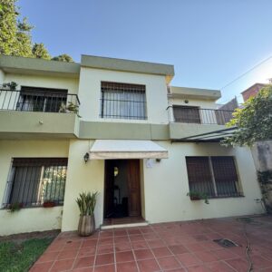 Venta casa en Bella Vista
