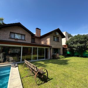 Venta casa en Barrio Las Palmas