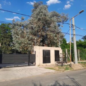 Venta lote en Barrio con portón Los Gorriones