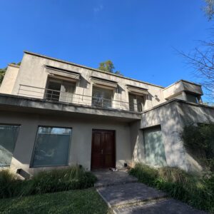 Venta Exclente casa en B°Cdo Berros I, Bella Vista