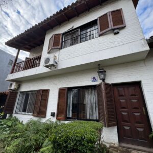 Venta casa en Bella Vista