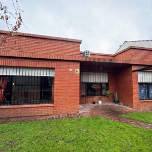 Venta casa en Bella Vista