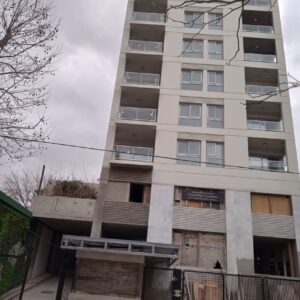 Venta departamento dos ambientes en Tigre